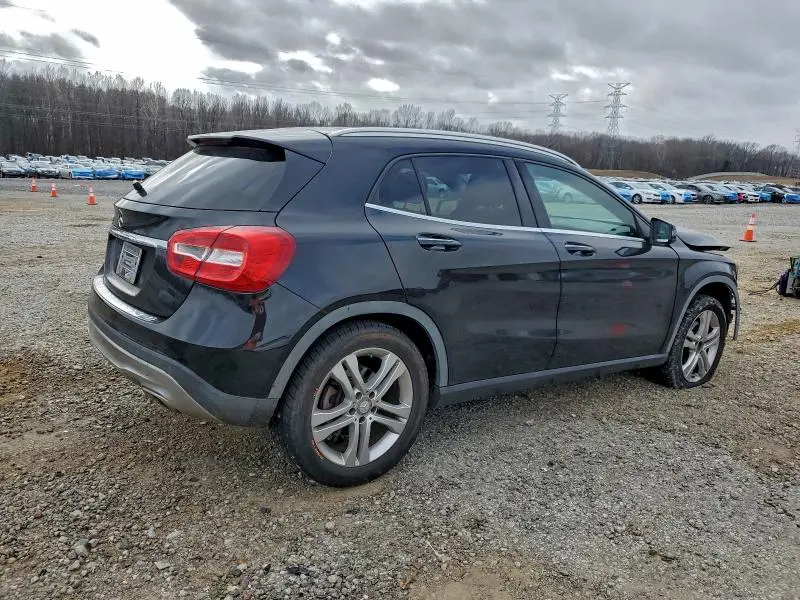 2015 MERCEDES-BENZ GLA 250  