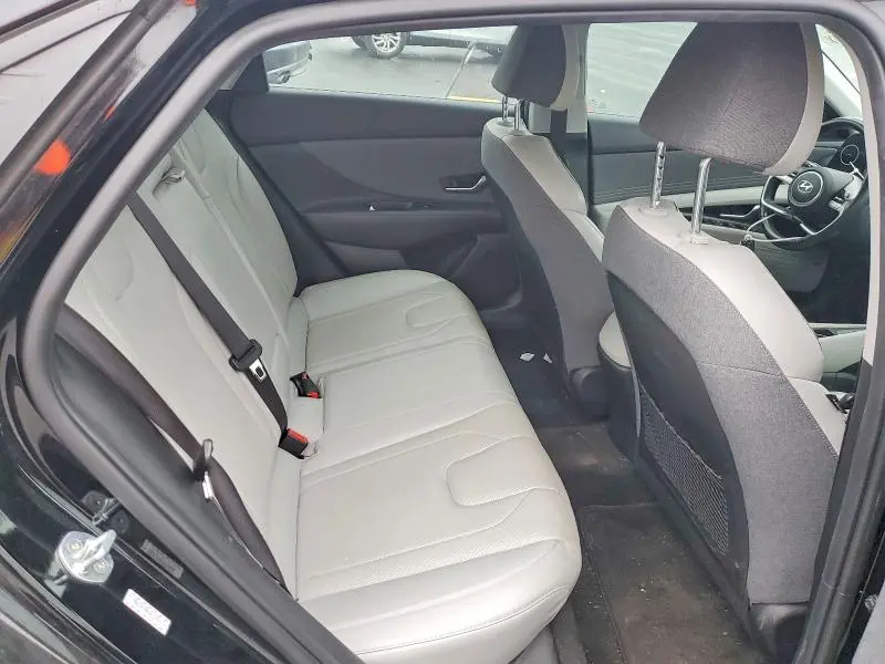 2022 HYUNDAI ELANTRA LIMITED  
