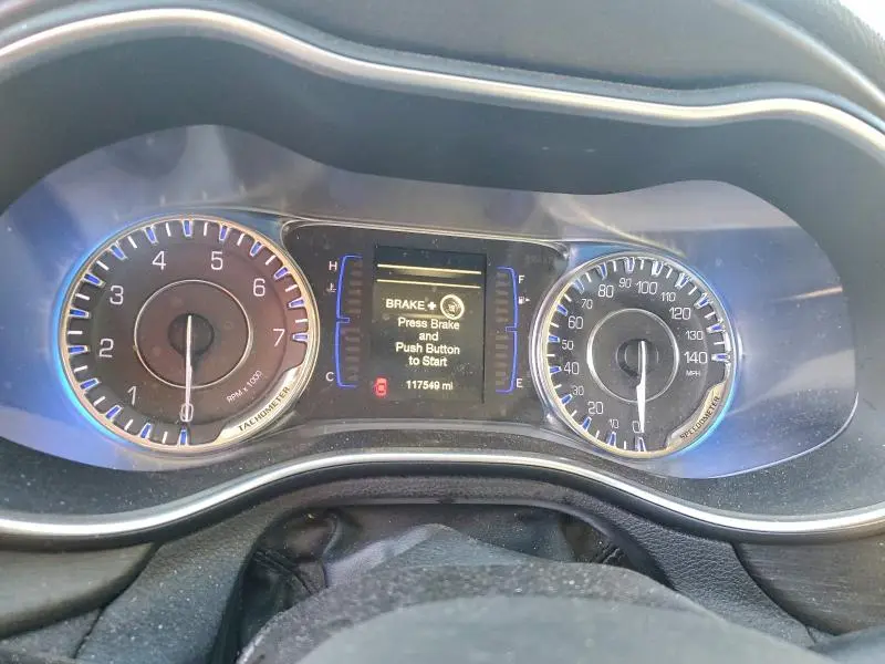 2016 CHRYSLER 200 LIMITED  