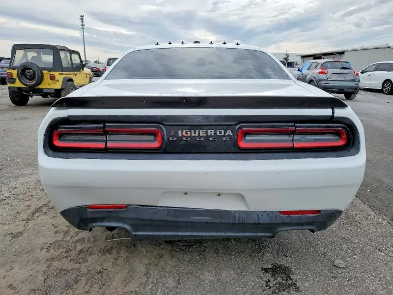 2015 DODGE CHALLENGER SXT  