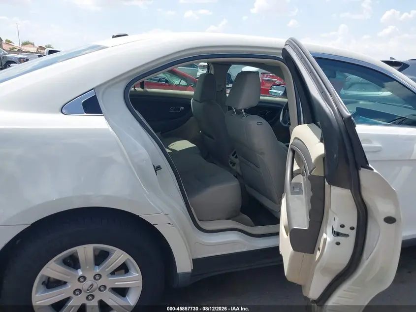 2012 FORD TAURUS SE
