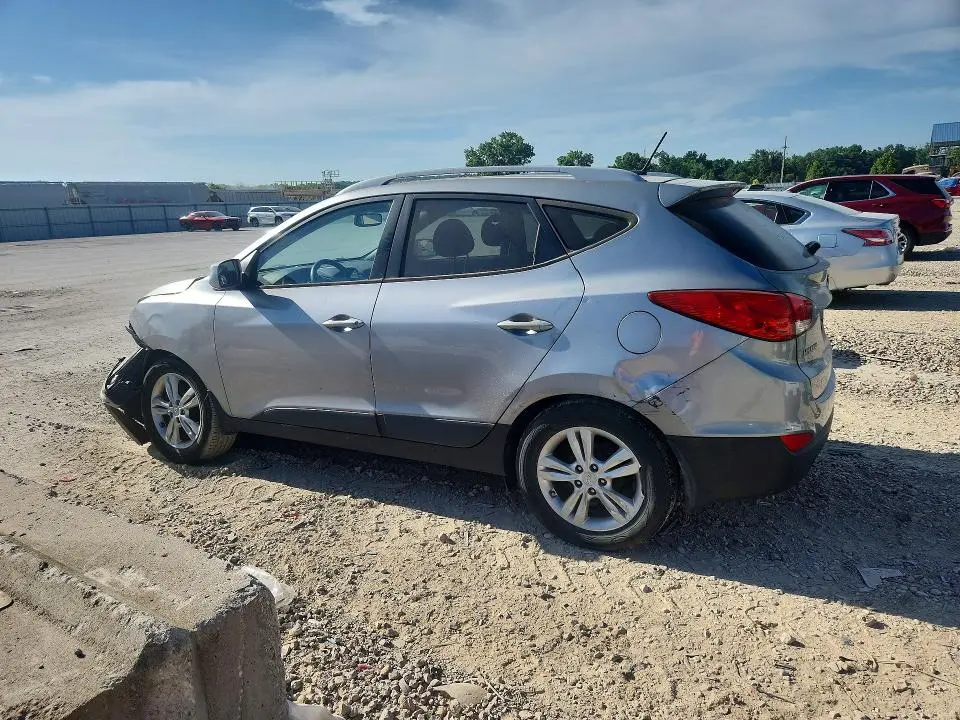 2011 HYUNDAI TUCSON GLS  