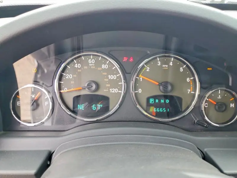 2011 JEEP LIBERTY SPORT  