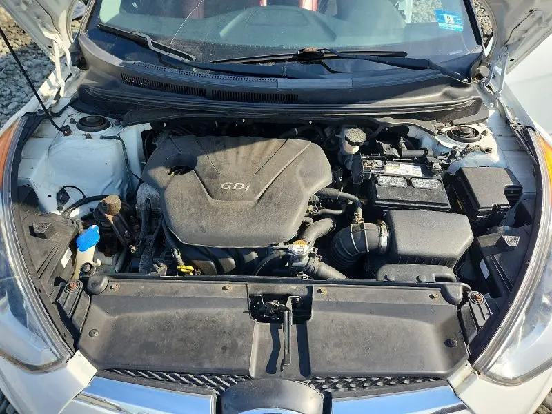 2012 HYUNDAI VELOSTER BASE  