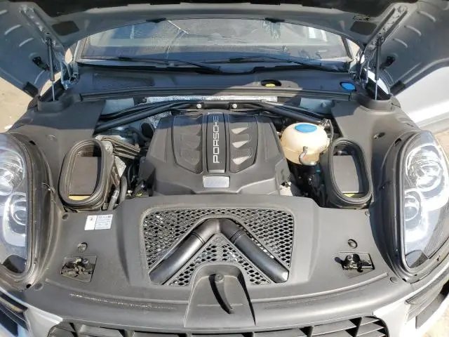 2017 PORSCHE MACAN S  