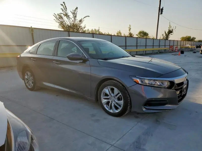 2018 HONDA ACCORD LX  