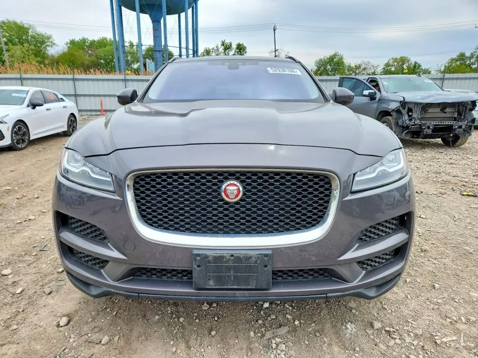 2017 JAGUAR F-PACE PRESTIGE  