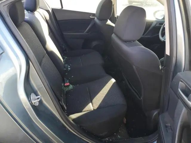 2013 MAZDA 3   