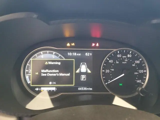 2021 NISSAN VERSA SV  