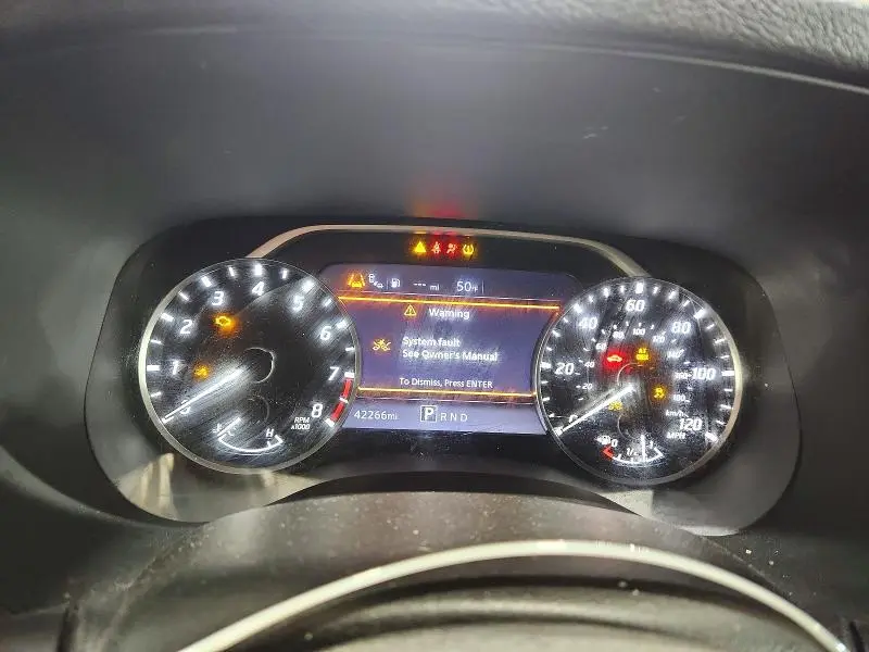 2023 NISSAN FRONTIER SV  
