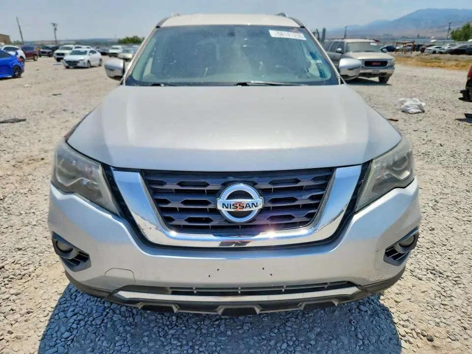 2017 NISSAN PATHFINDER SV  