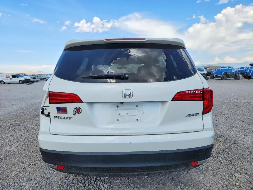 2017 HONDA PILOT EXL  