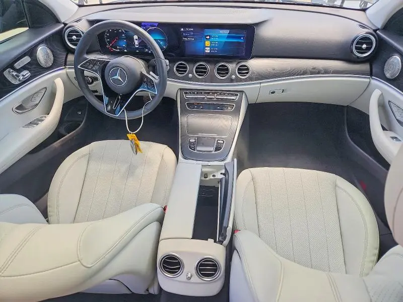 2022 MERCEDES-BENZ E 350  
