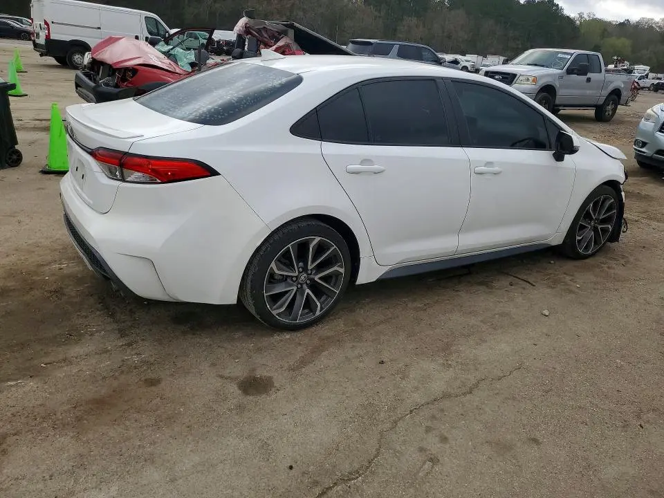 2021 TOYOTA COROLLA SE  
