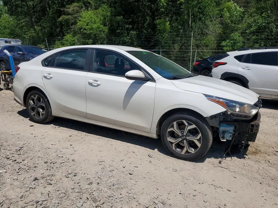2019 KIA FORTE LXS  