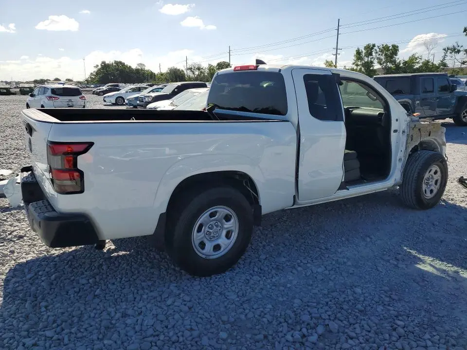 2024 NISSAN FRONTIER S  
