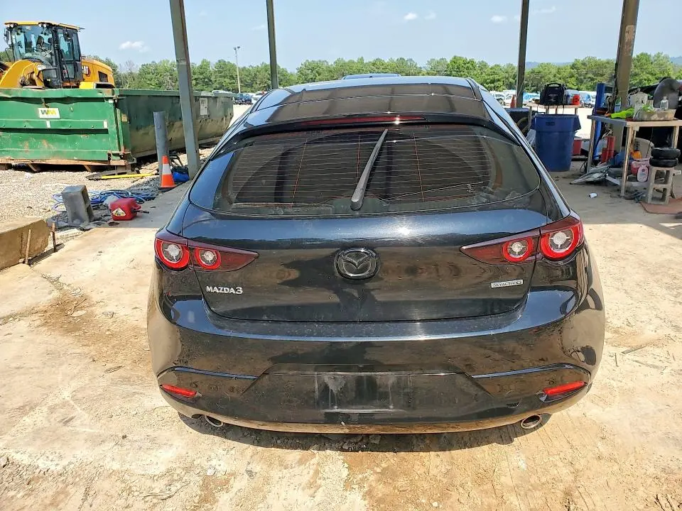 2023 MAZDA 3 PREFERRED  