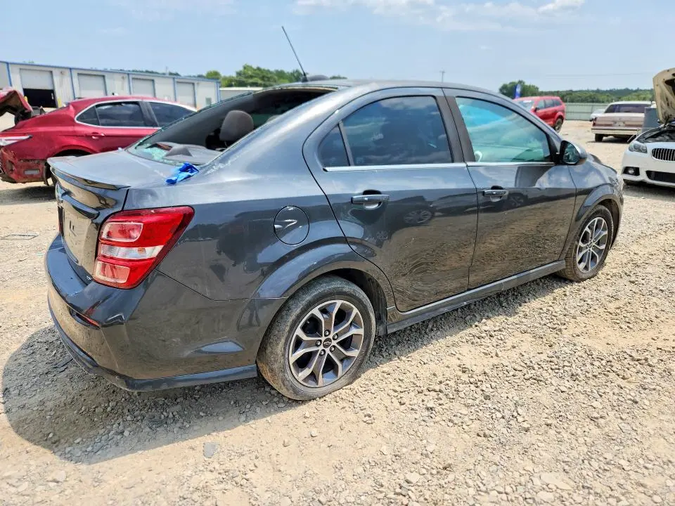 2018 CHEVROLET SONIC LT  