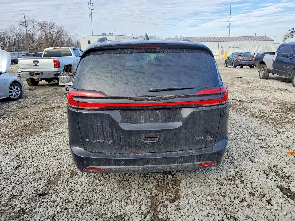 2025 CHRYSLER PACIFICA LIMITED  