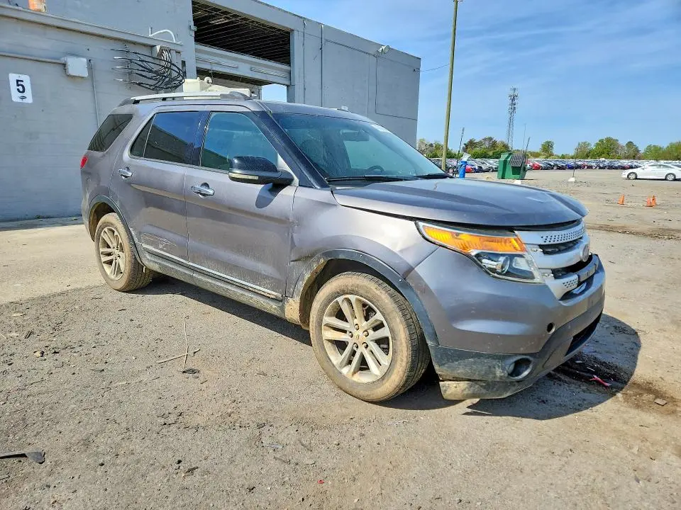 2012 FORD EXPLORER XLT  