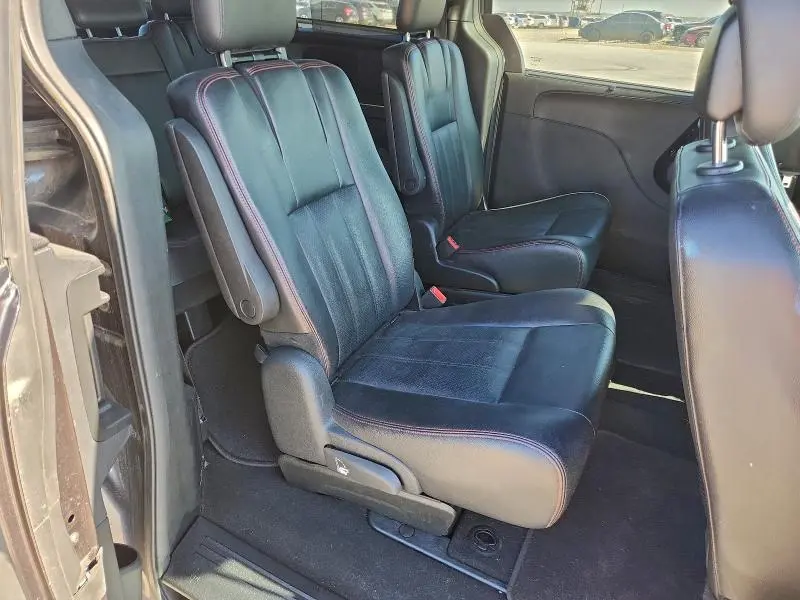 2017 DODGE GRAND CARAVAN GT  