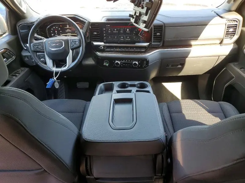 2022 GMC SIERRA K1500 SLE  
