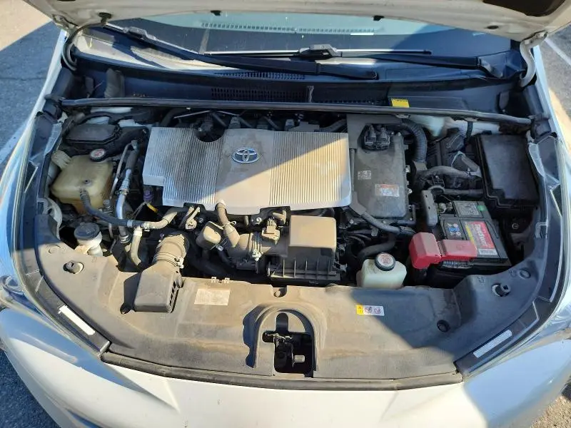 2017 TOYOTA PRIUS   