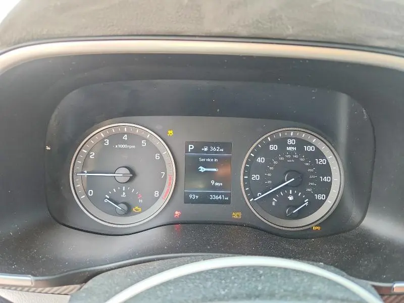 2021 HYUNDAI TUCSON SE  