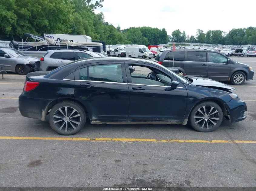 2013 CHRYSLER 200 LIMITED