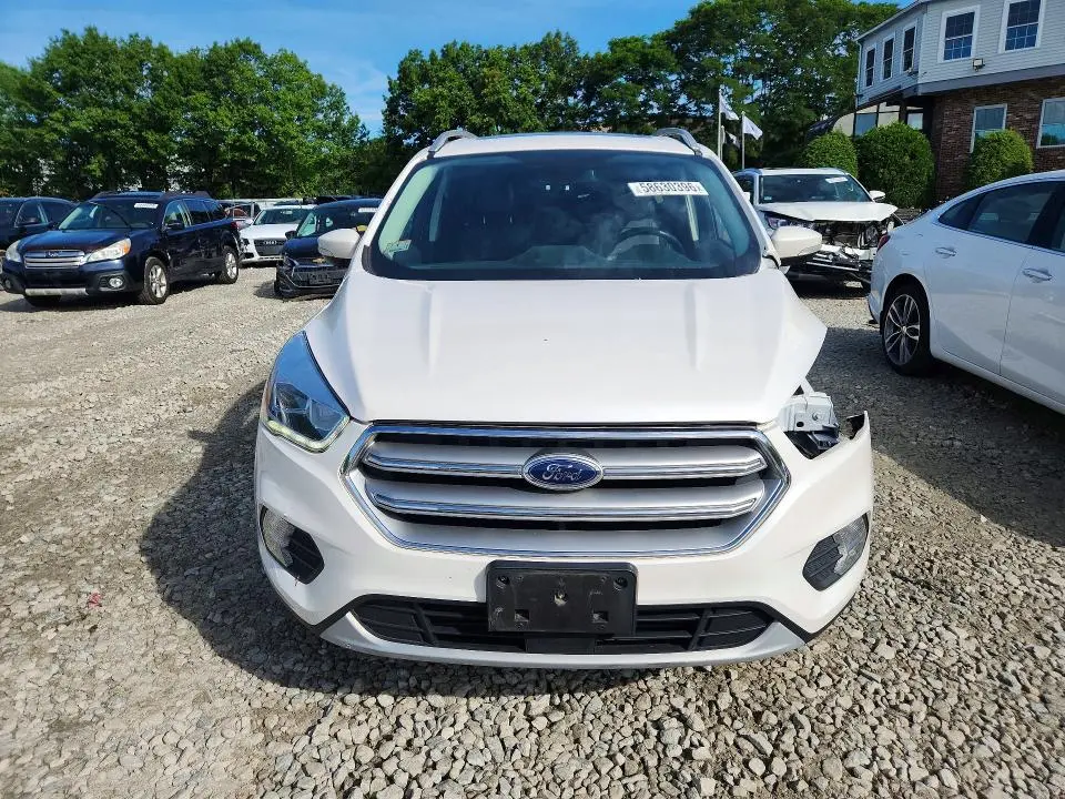 2017 FORD ESCAPE TITANIUM  
