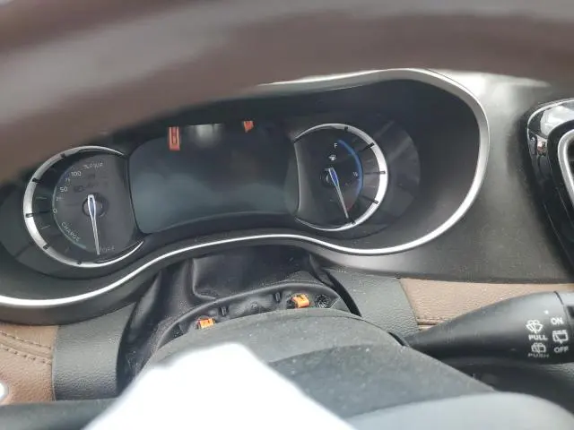 2019 CHRYSLER PACIFICA HYBRID LIMITED  