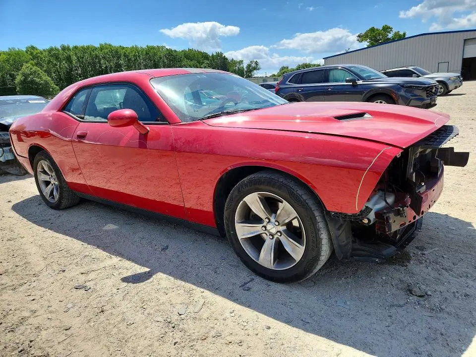 2017 DODGE CHALLENGER SXT  