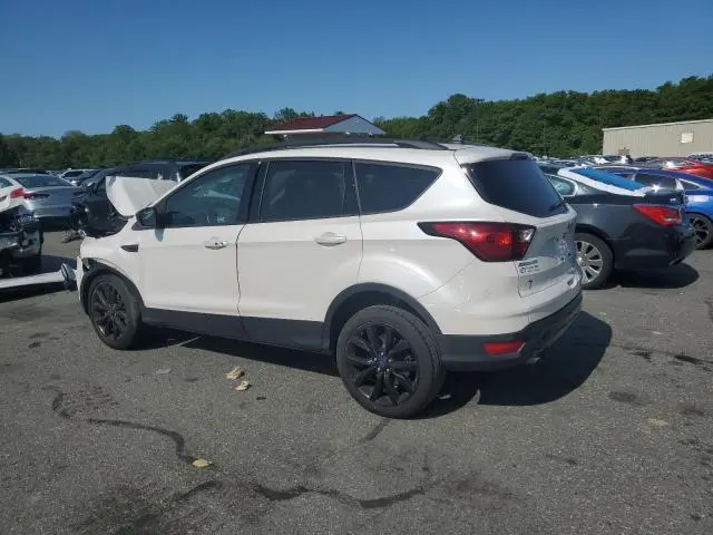 2019 FORD ESCAPE SE  