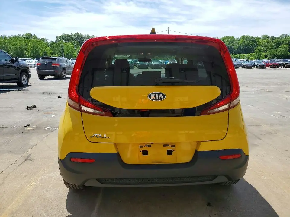 2020 KIA SOUL LX  