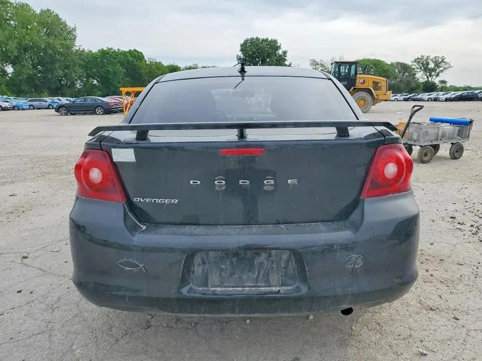 2014 DODGE AVENGER SE  