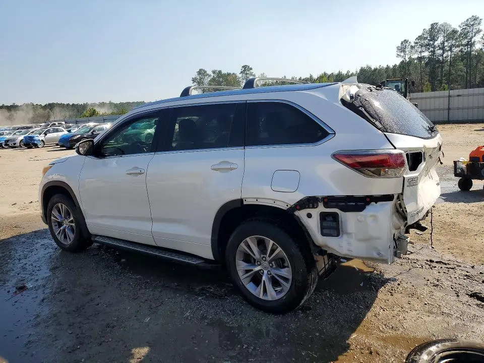 2015 TOYOTA HIGHLANDER XLE  