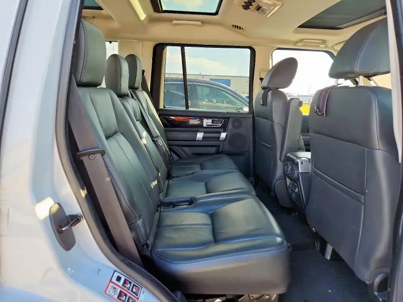 2016 LAND ROVER LR4 HSE LUXURY  