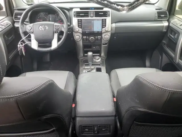 2023 TOYOTA 4RUNNER SE