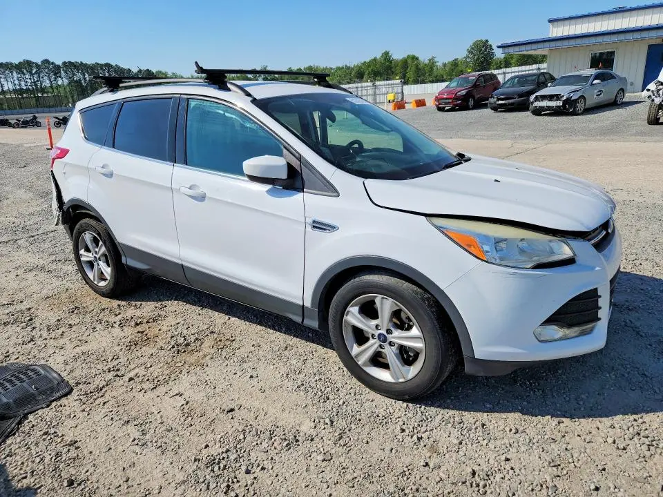 2014 FORD ESCAPE SE  