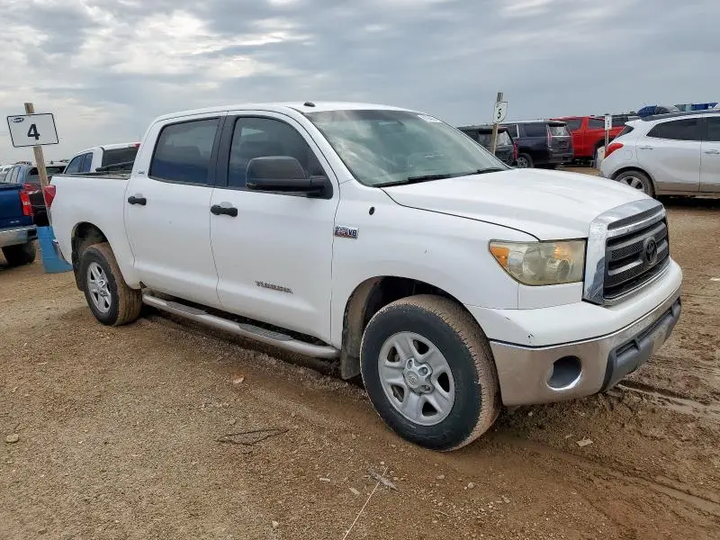 2010 TOYOTA TUNDRA CREWMAX SR5  