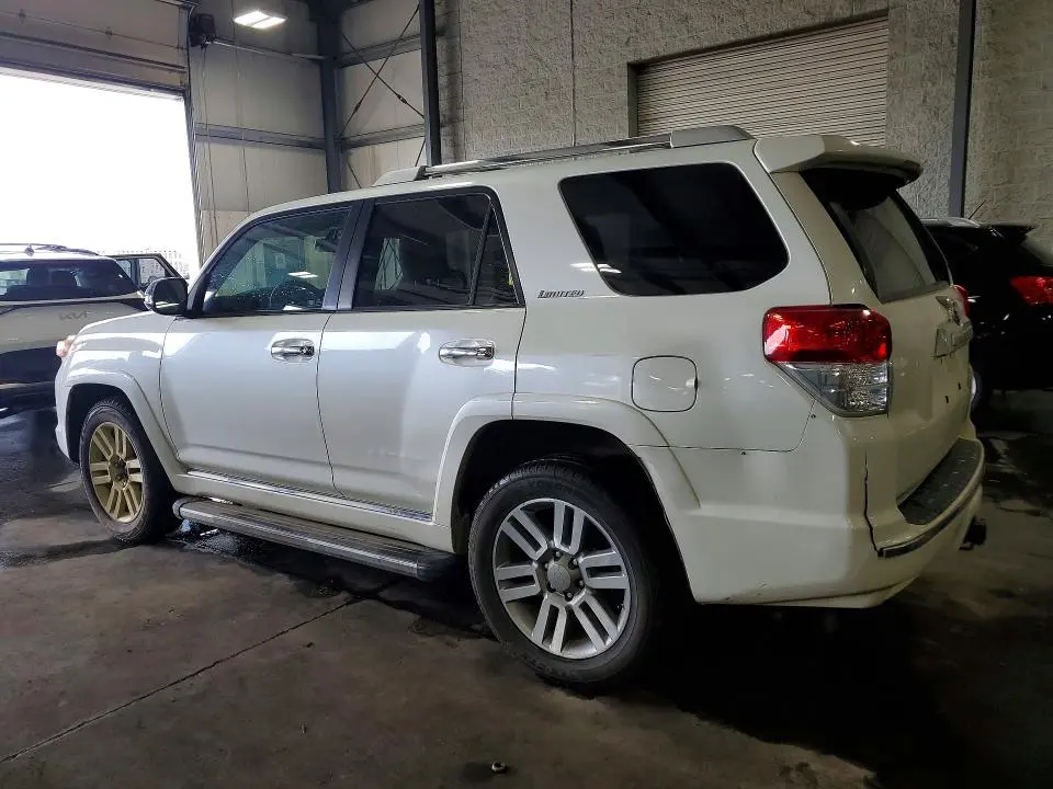 2011 TOYOTA 4RUNNER LIMITED  