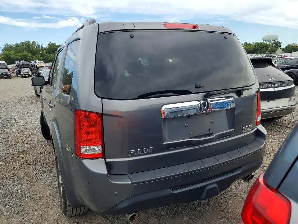 2012 HONDA PILOT TOURING  