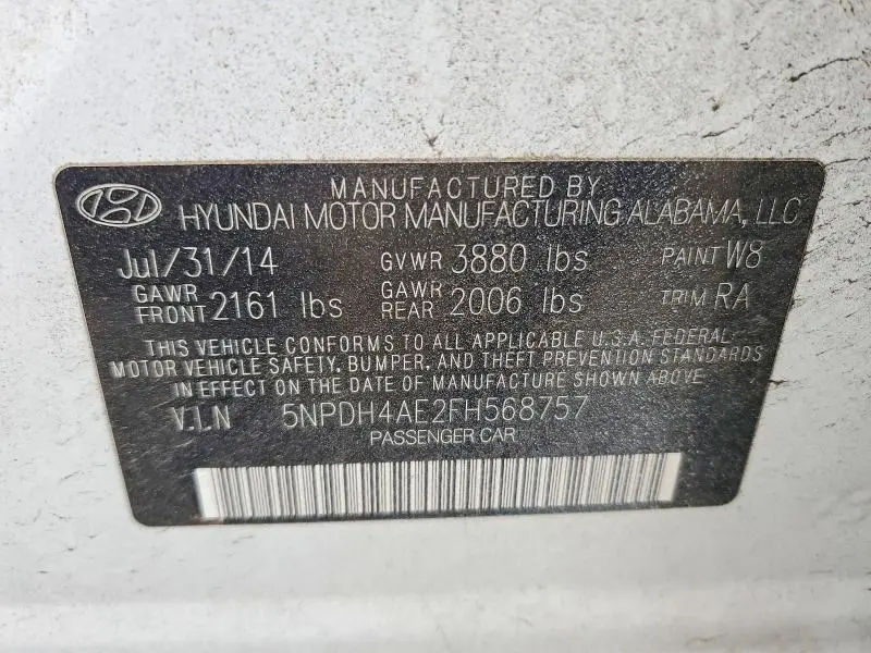 2015 HYUNDAI ELANTRA SE  