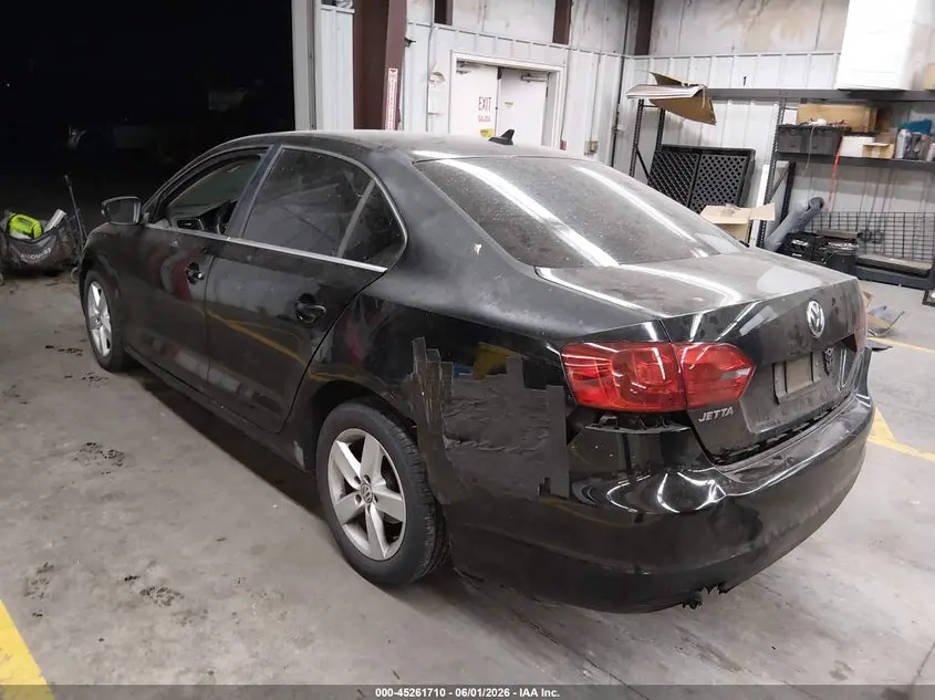 2013 VOLKSWAGEN JETTA 2.0L TDI