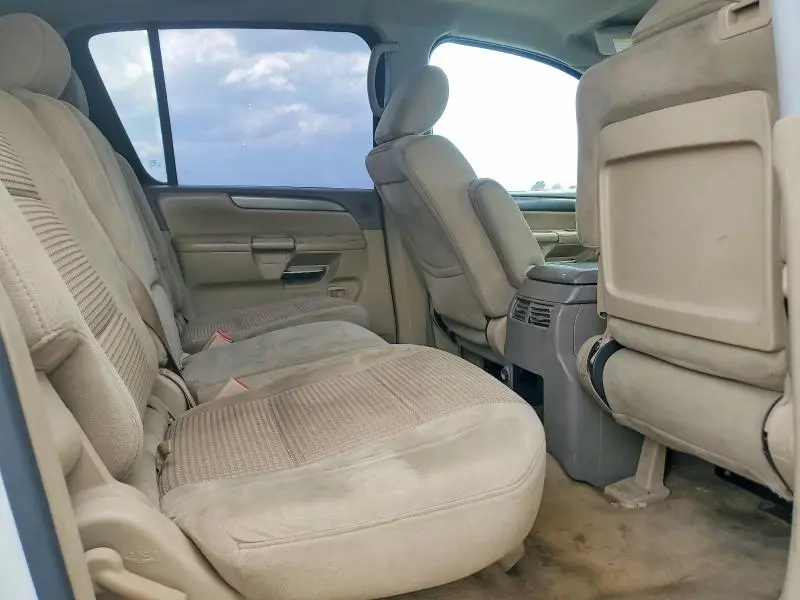 2011 NISSAN ARMADA SV  
