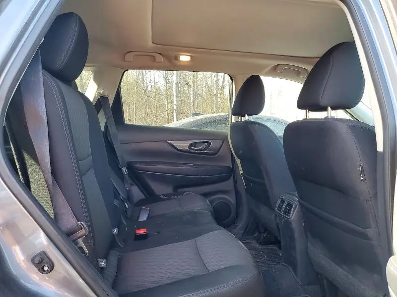 2017 NISSAN ROGUE S  