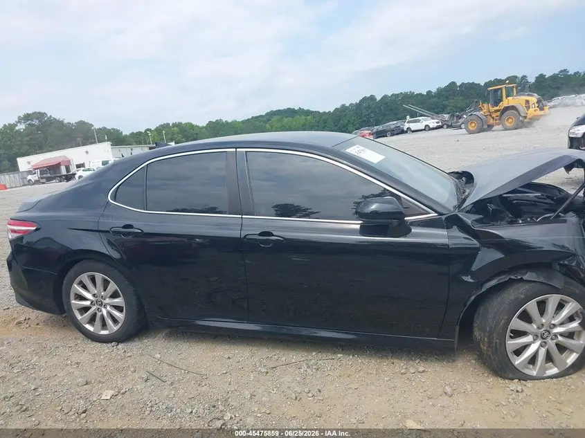 2019 TOYOTA CAMRY LE