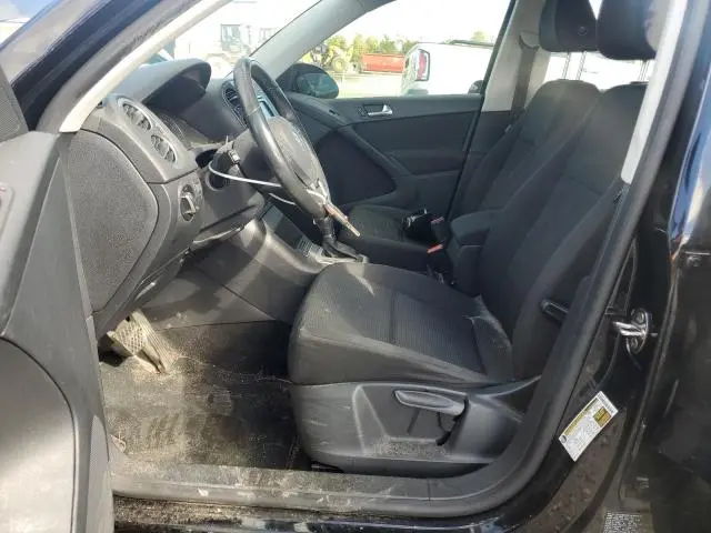 2015 VOLKSWAGEN TIGUAN S  