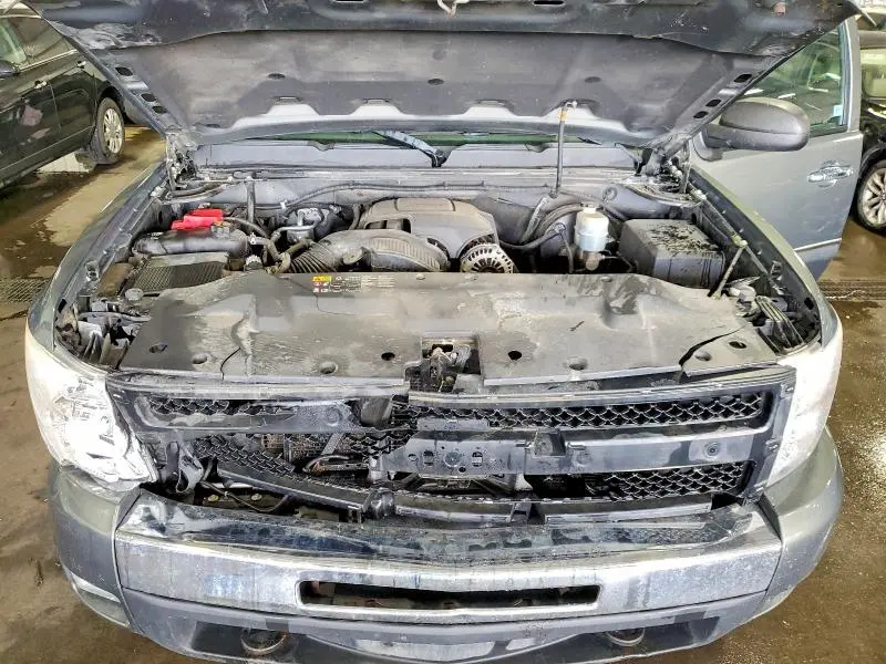 2011 CHEVROLET SILVERADO K1500 LT  