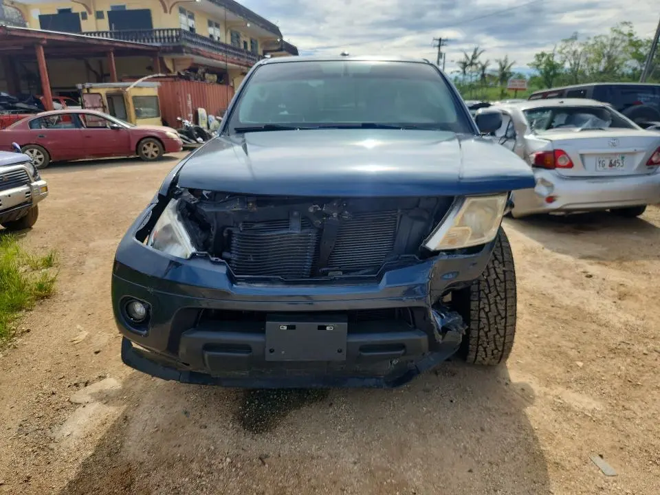 2017 NISSAN FRONTIER S  